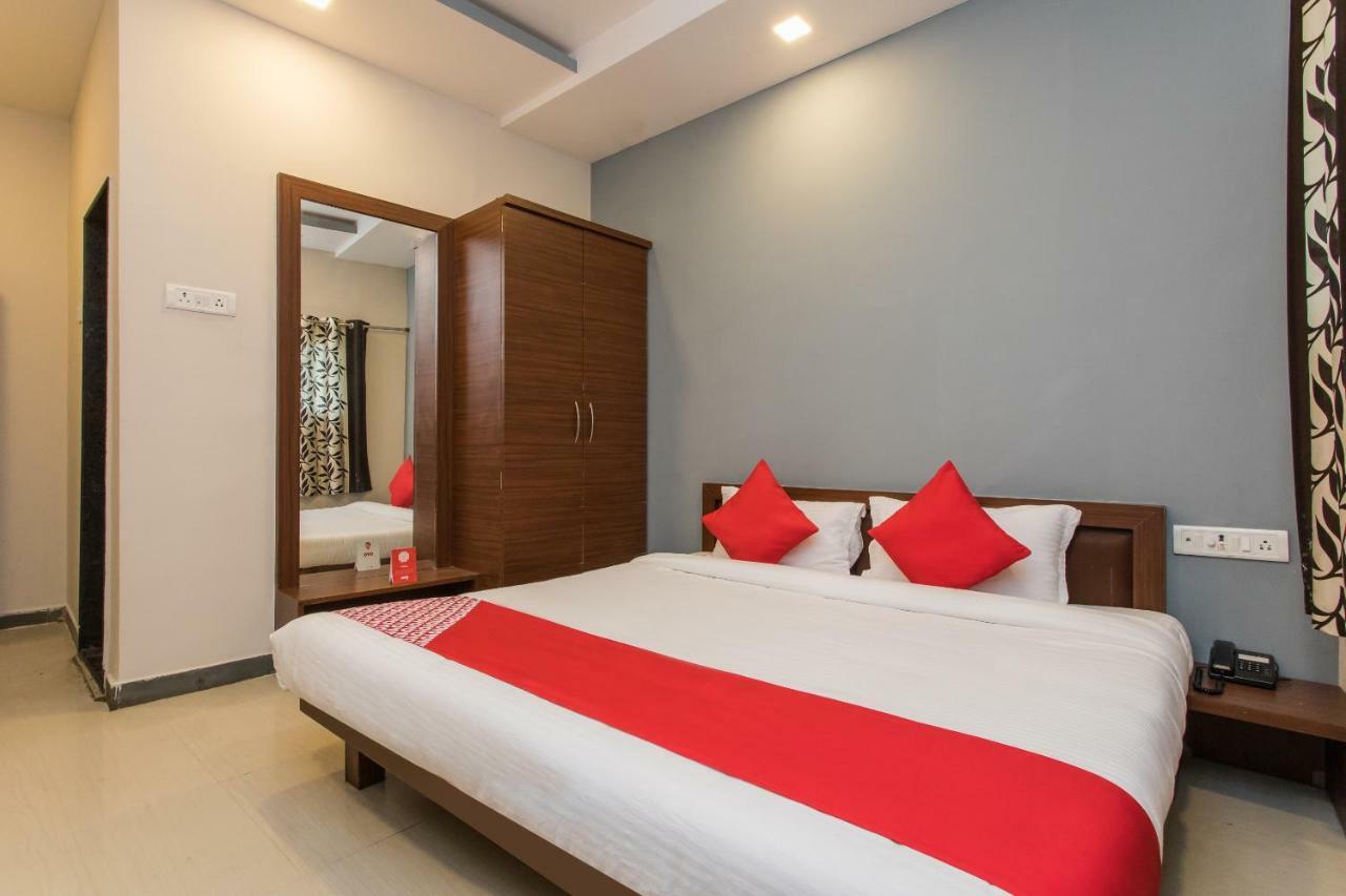 אויאיין Oyo 17161 Hotel Mahalaxmi מראה חיצוני תמונה
